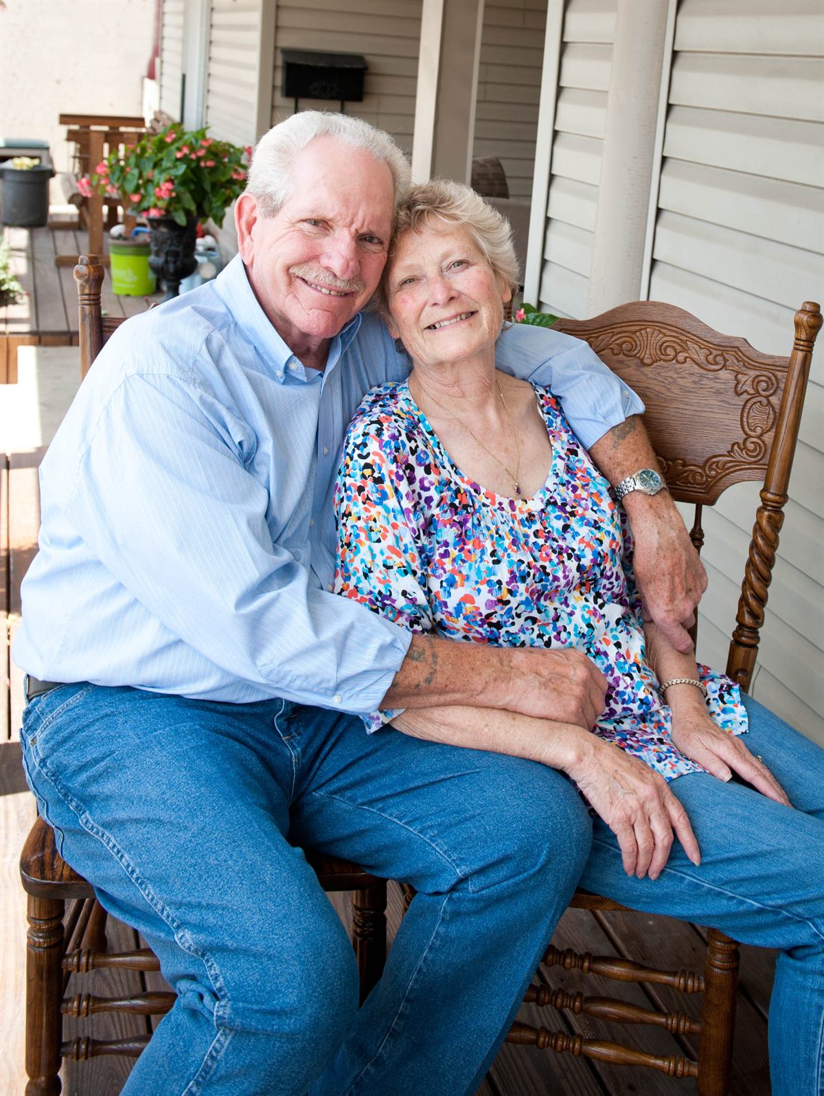Jerry and Linda Vandeveer on their porch